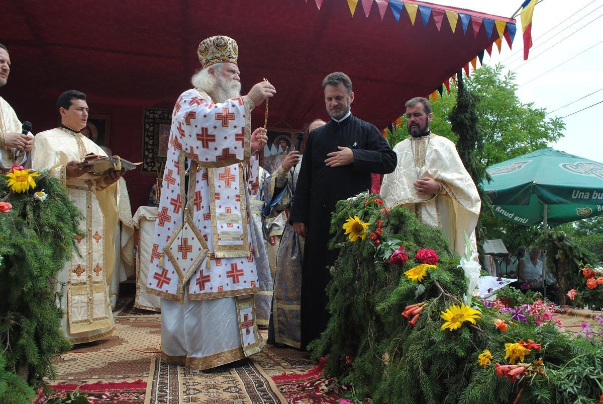 Hirotesia în iconom stavrofor